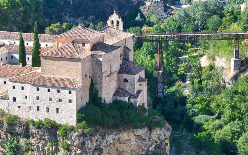 Monastère de San Pablo du XVIe siècle et pont de San Pablo