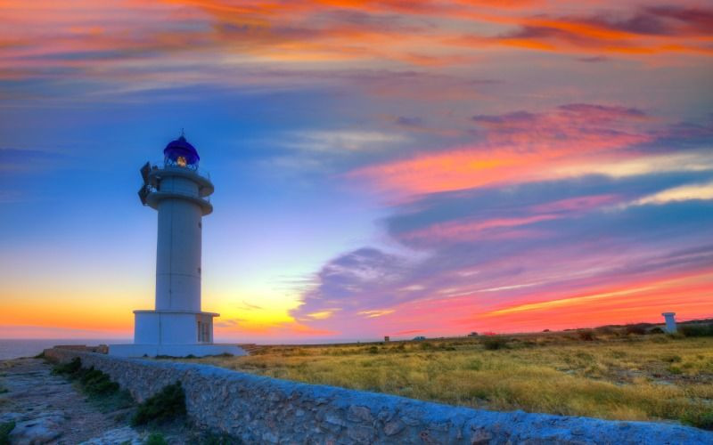 Coucher de soleil au phare de Barbaria