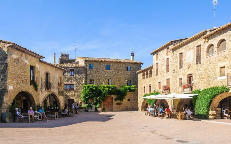 Place Jaume I à Monells