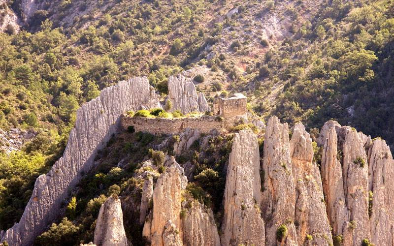 Vue latérale de la Grande Muraille de Finestras