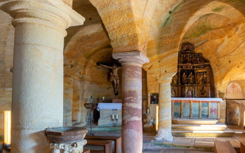 Église de Saints Justo et Pastor à Olleros del Pisuerga, Palencia