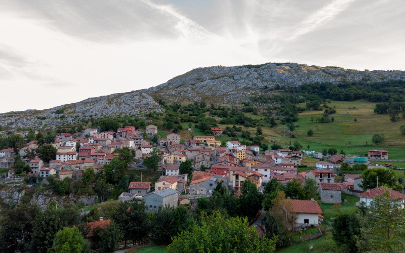 Le village de Sotres dans les Pics d’Europe 