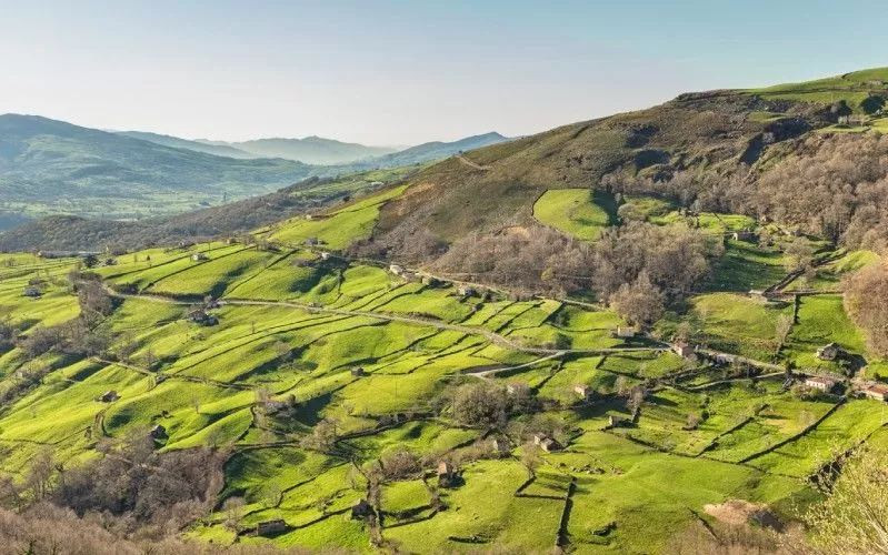 Les impressionnantes vallées Pasiegos, en Cantabrie