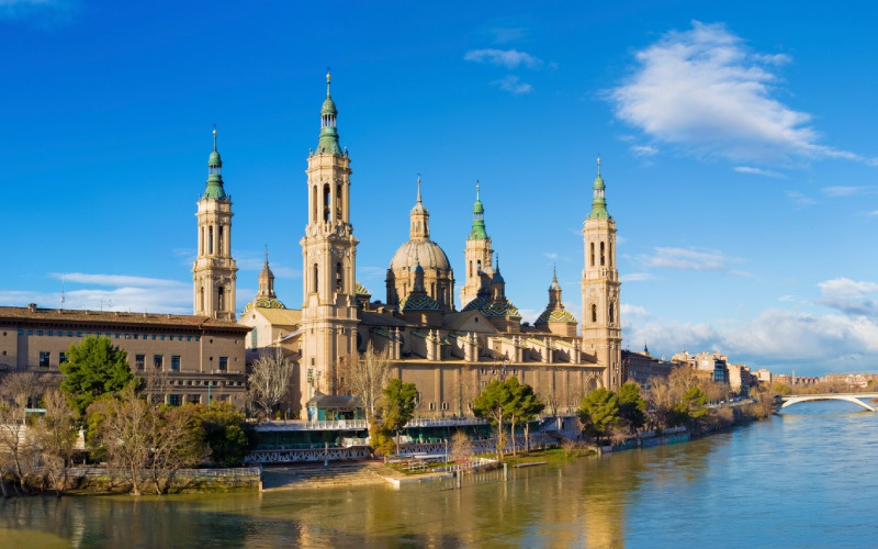 La basilique Nuestra Señora del Pilar, à Saragosse