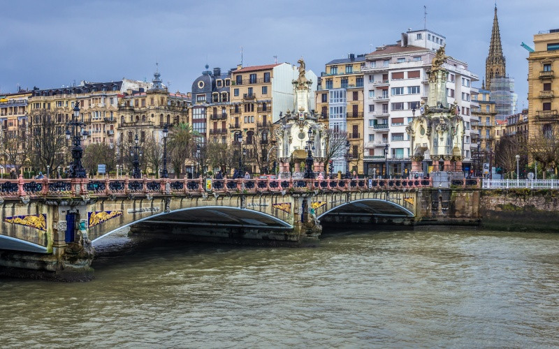 Pont María Cristina