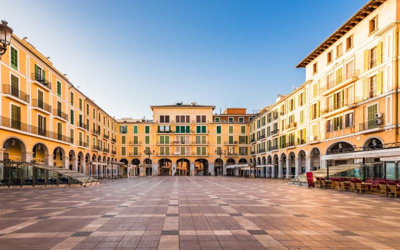 Plaça Maior ou Grand-Place dans le quartier ancien de Palma de Majorque