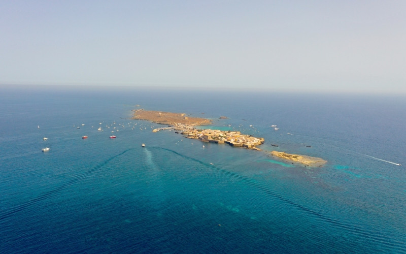 Île de Tabarca en face de Santa Pola