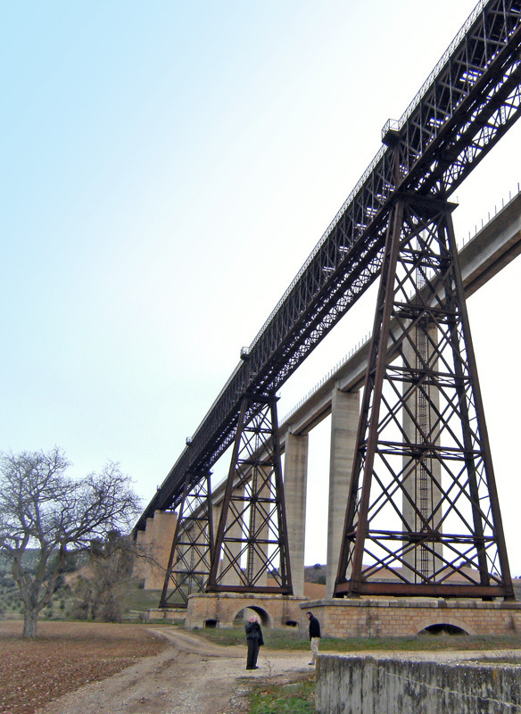 Pont Hacho, Grenade