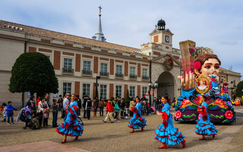 Réplique de la Grand-Place dans le village espagnol de Shima