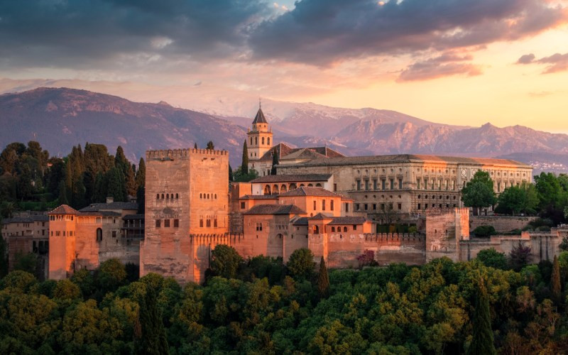 L'Alhambra au coucher du soleil