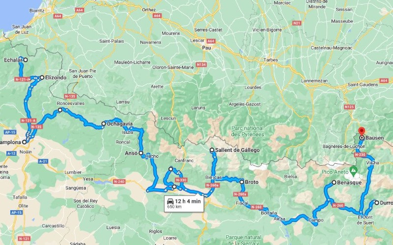 Route à travers les Pyrénées espagnoles.