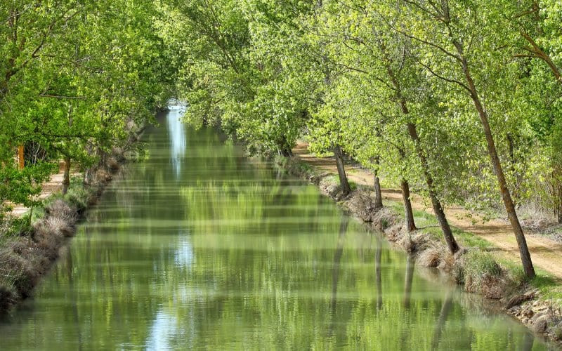 Le Canal de Castille dans la province de Valladolid