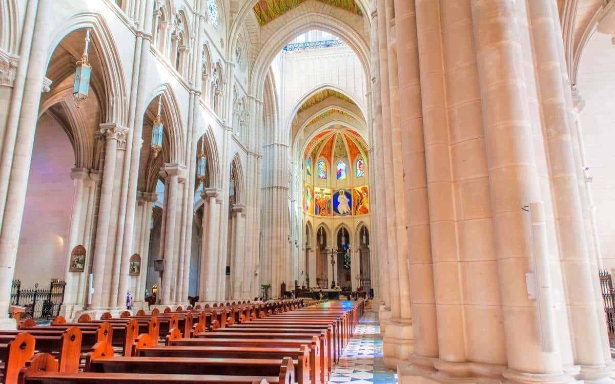 Intérieur de la cathédrale