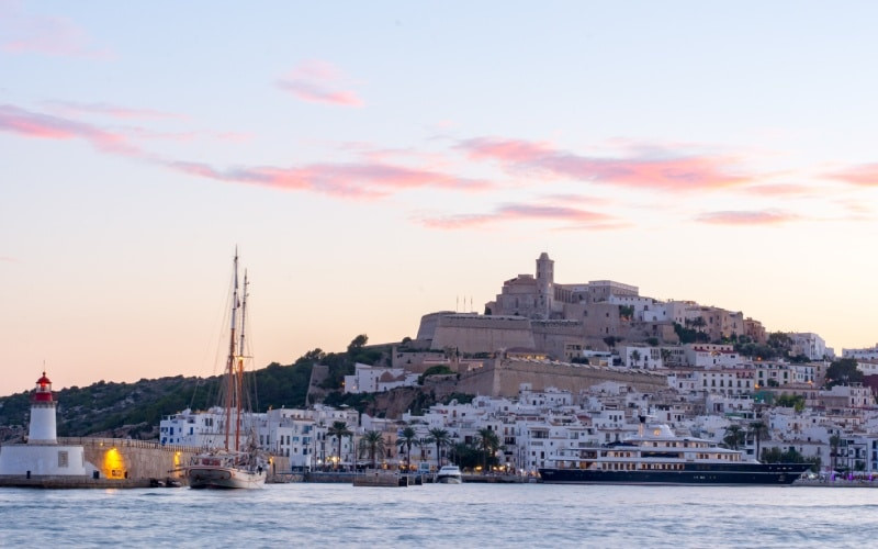 Vue panoramique de Dalt Vila à Ibiza