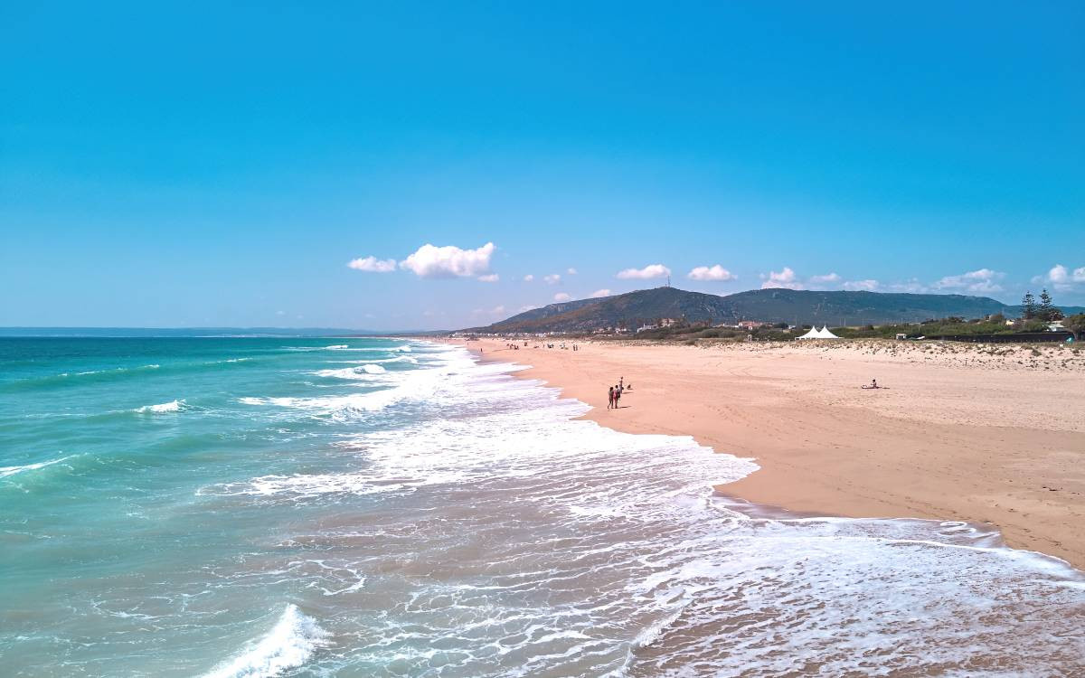 Plage de Zahara de los Atunes. | Shutterstock