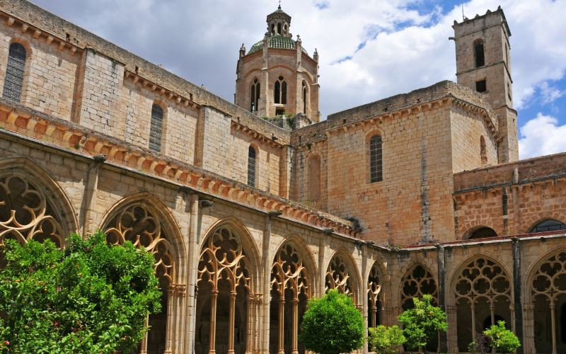 Cloître de l’abbaye de Santes Creus