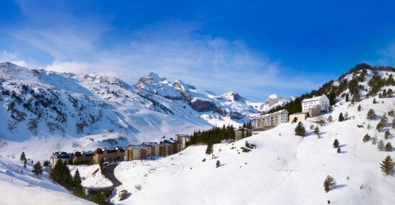 7 stations de ski en Espagne pour les non-skieurs
