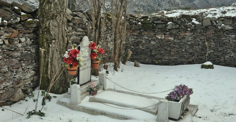 La tragédie des amants de Bausen, l’origine du plus petit cimetière d’Espagne