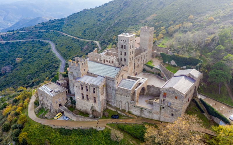 Vue aérienne du monastère de Sant Pere de Rodes