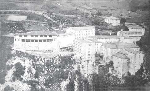 Vista del Santuario de Arantzazu en 1915