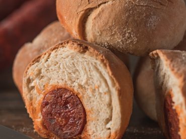 Recette de bollo preñao, du pain au chorizo typique des Asturies