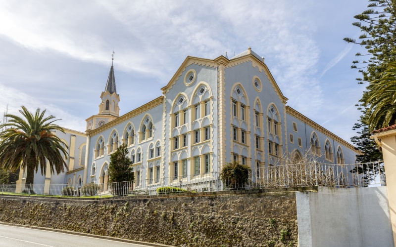 Abbaye Santa María de Viaceli à Cóbreces