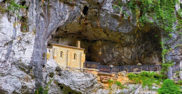 Les grottes sacrées les plus curieuses d’Espagne