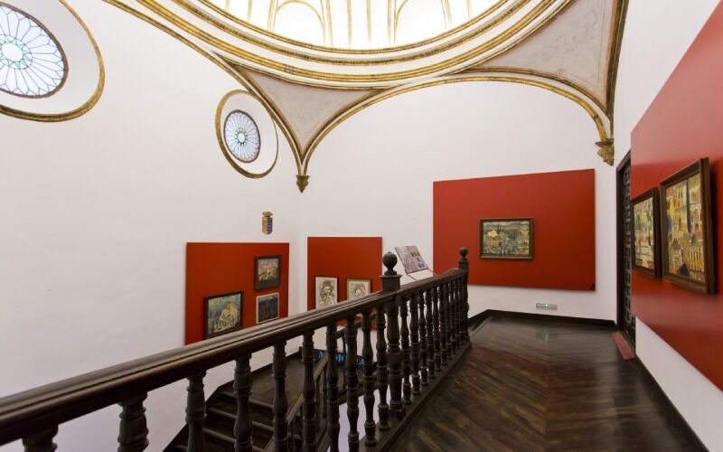 Escalier et coupole du musée-maison de Los Tiros