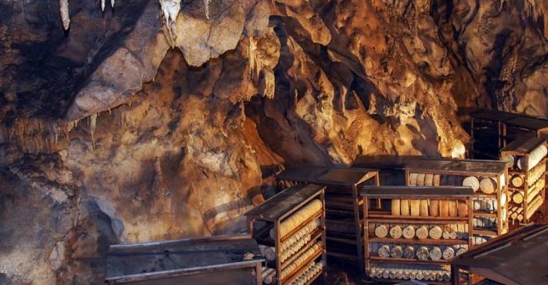 Les grottes des fromages asturiens, une idylle gastronomique sous terre