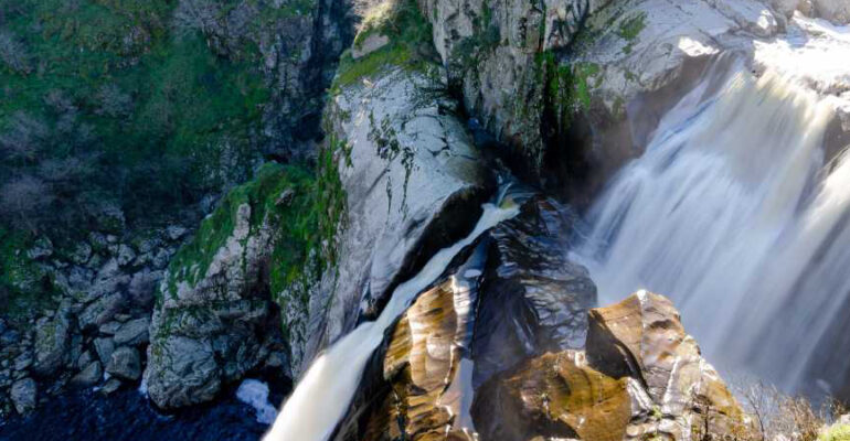 L’impressionnante cascade connue comme le ‘Niagara espagnol’