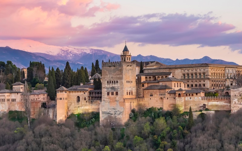Vue du paysage avec l'Alhambra de Grenade en arrière-plan