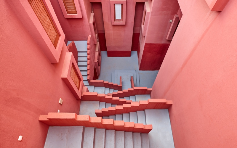 Escaliers de la Muraille Rouge à Calpe