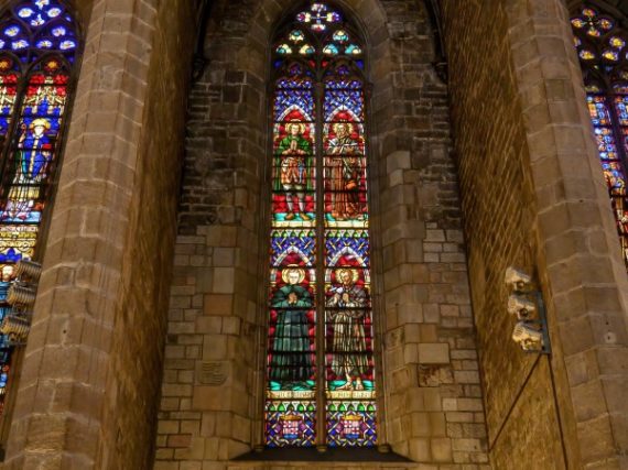 L’écusson du Barça dans la cathédrale de la mer