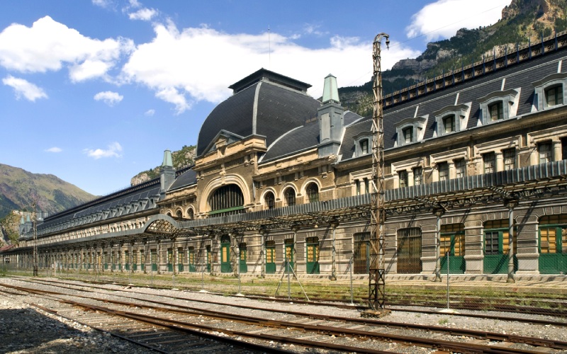 La gare de Canfranc, la destination finale