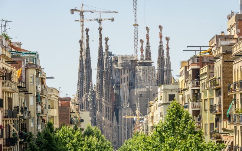 Cathédrale de la Sagrada Familia depuis l'hôpital Sant Pau