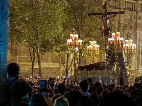 Depuis quand sont célébrées les grandes fêtes en Espagne ?